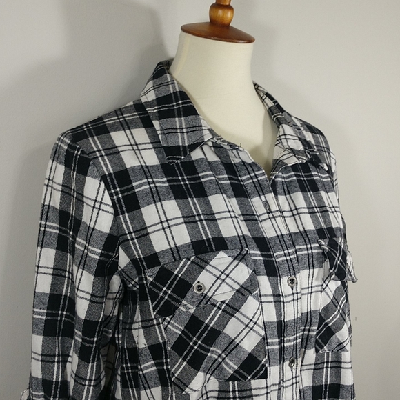 Mimi Chica Tops - Top: Mimi Chica Long Flannel Long Sleeve Shirt